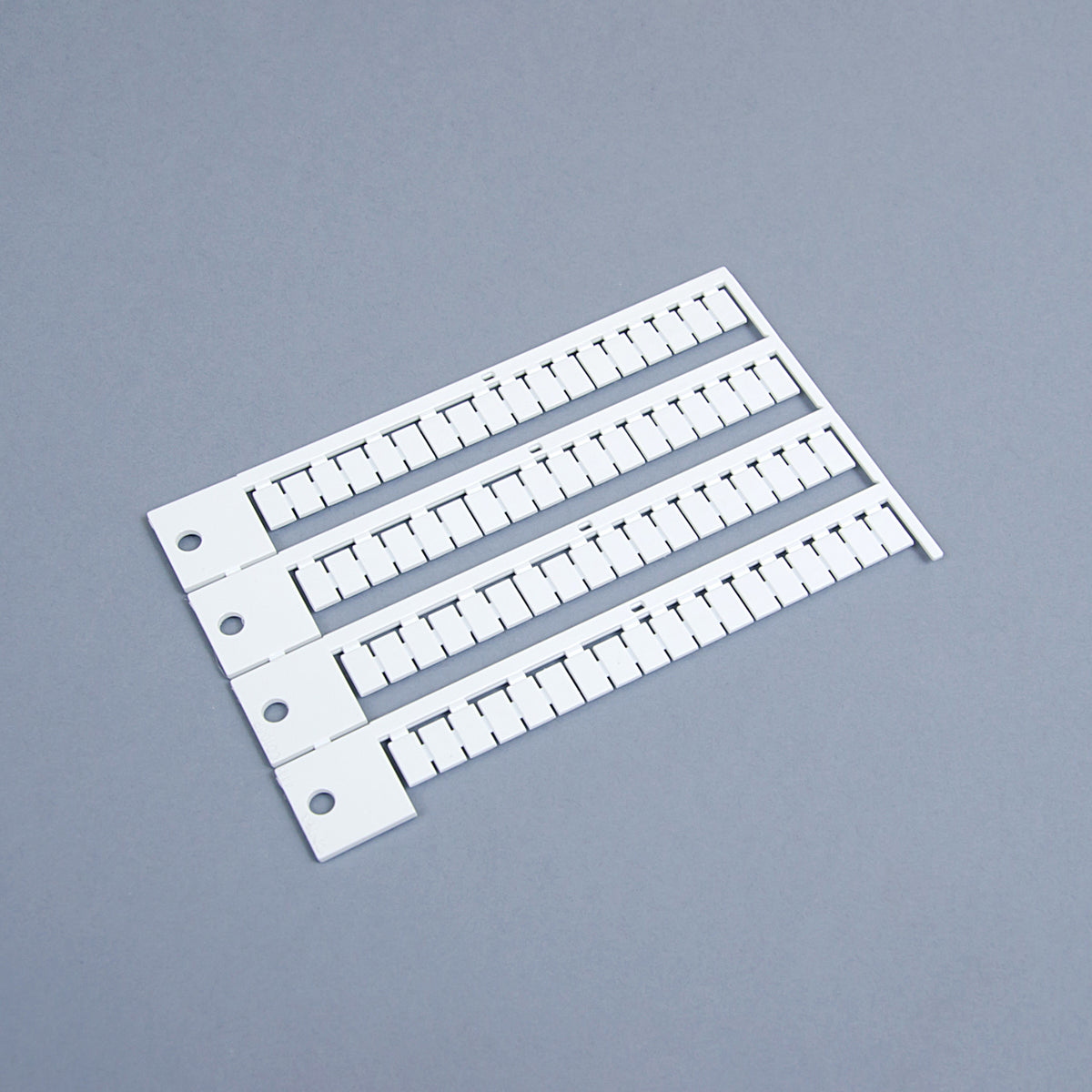 OD10-6P COMBINED PLUCKED LABEL PRINTLESS (dla listew zaciskowych 2,5 mm?)